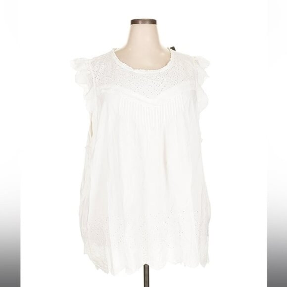 NWT Torrid White Eyelet Pleat Sleeveless Blouse Flowy Size 6X - Picture 2 of 6